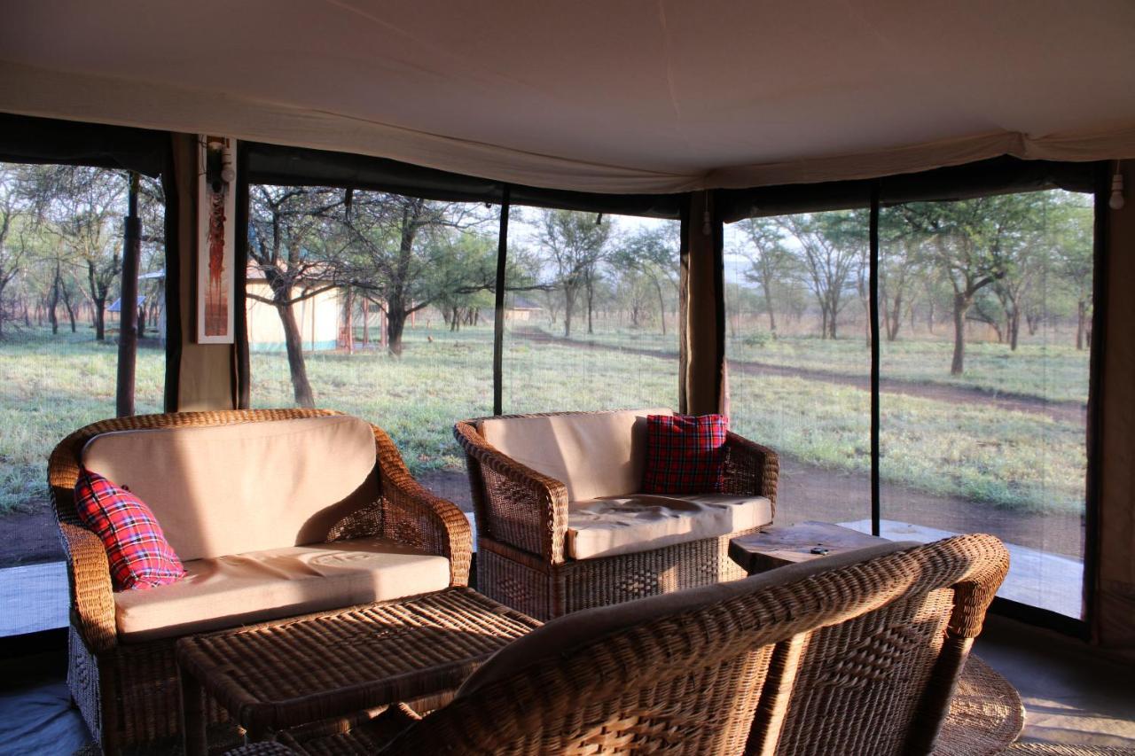 Osero Serengeti Luxury Tented Camp Banagi Eksteriør billede