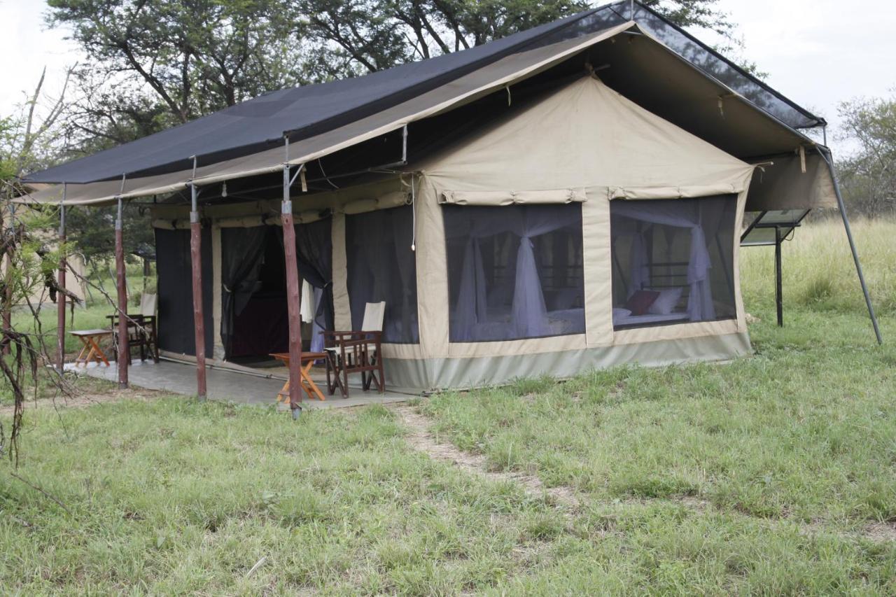 Osero Serengeti Luxury Tented Camp Banagi Eksteriør billede