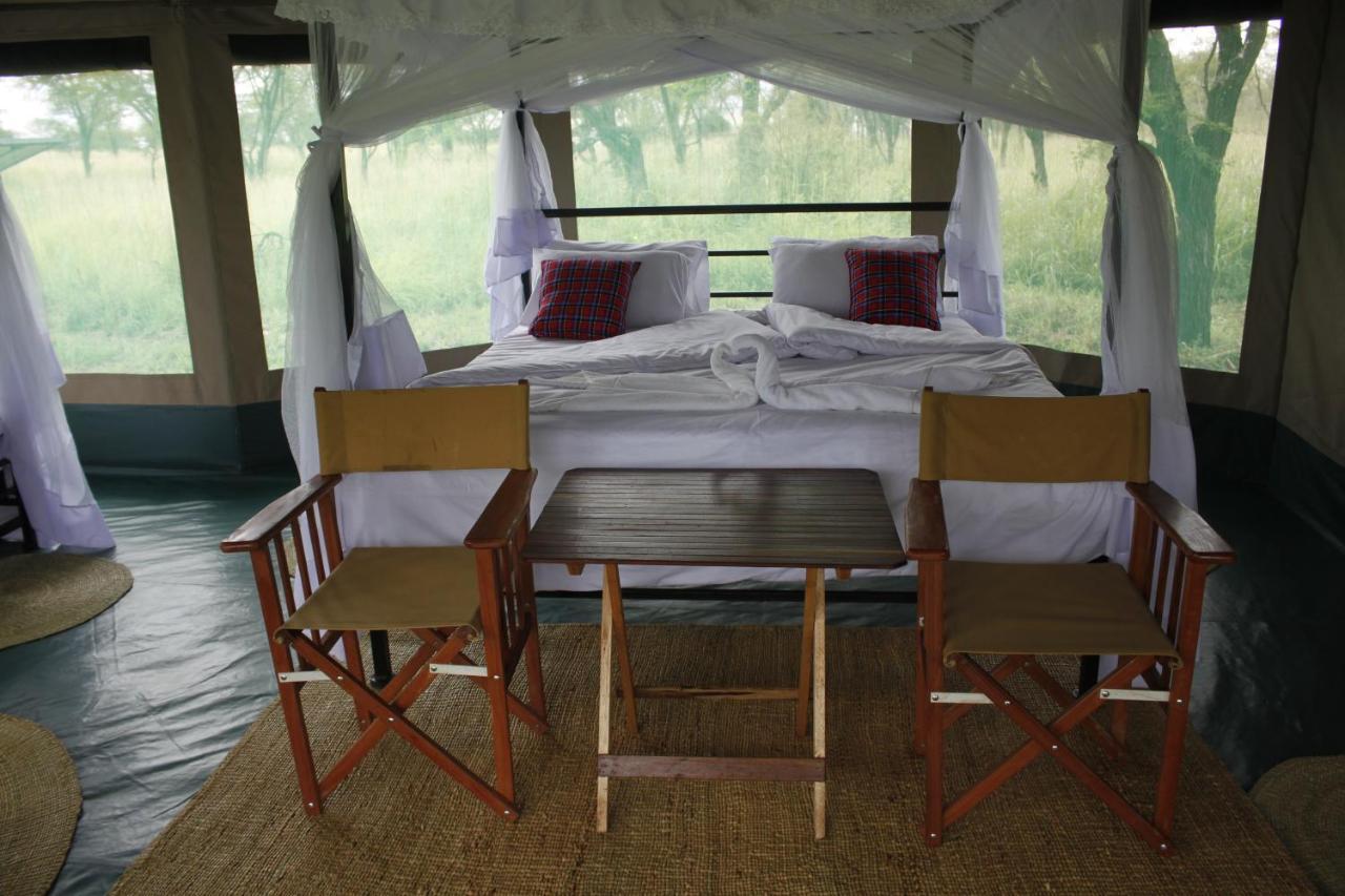 Osero Serengeti Luxury Tented Camp Banagi Eksteriør billede