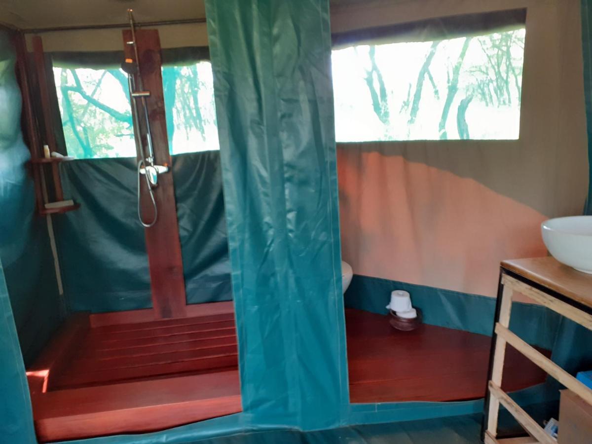 Osero Serengeti Luxury Tented Camp Banagi Eksteriør billede
