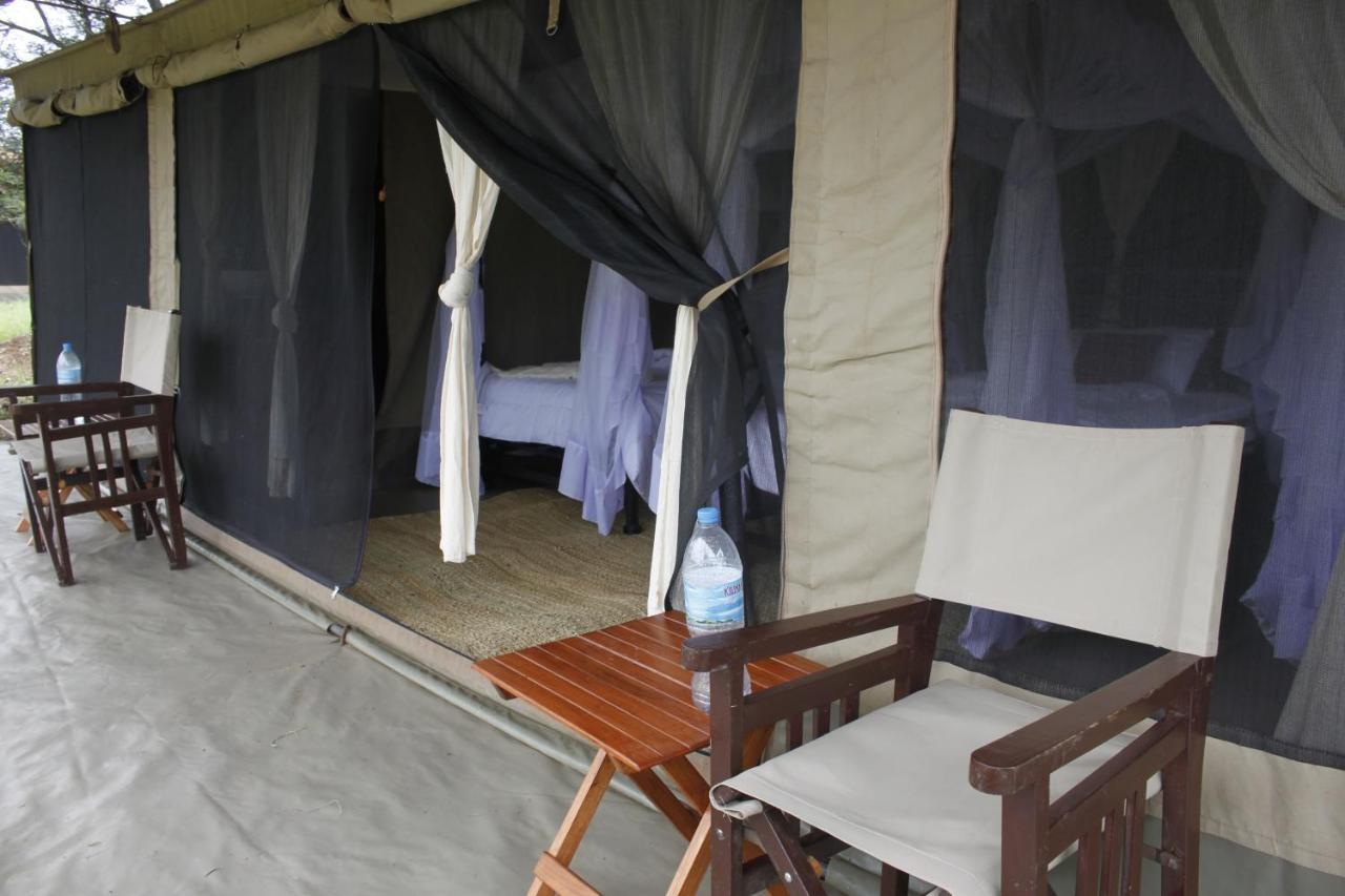 Osero Serengeti Luxury Tented Camp Banagi Eksteriør billede