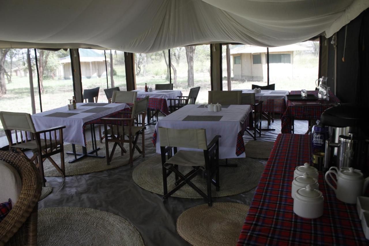 Osero Serengeti Luxury Tented Camp Banagi Eksteriør billede